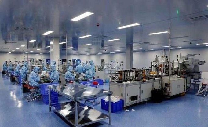 Breathable Disposable Non-Woven Anti Dust/Wind/Sand/Soot/Pm2.5/Filter KN95/Kn99 Face/Respirator Mask with Valve for Protective