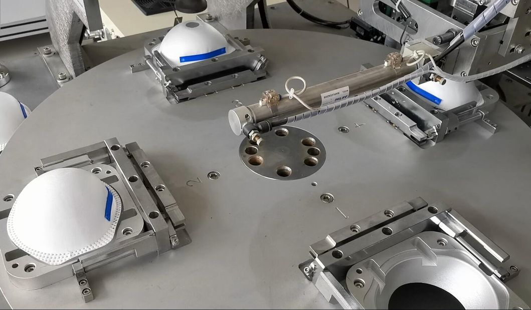 Cup Shape FFP3 Protective Safety Mask Carbon Filter Face Mask with Valve CE En 149